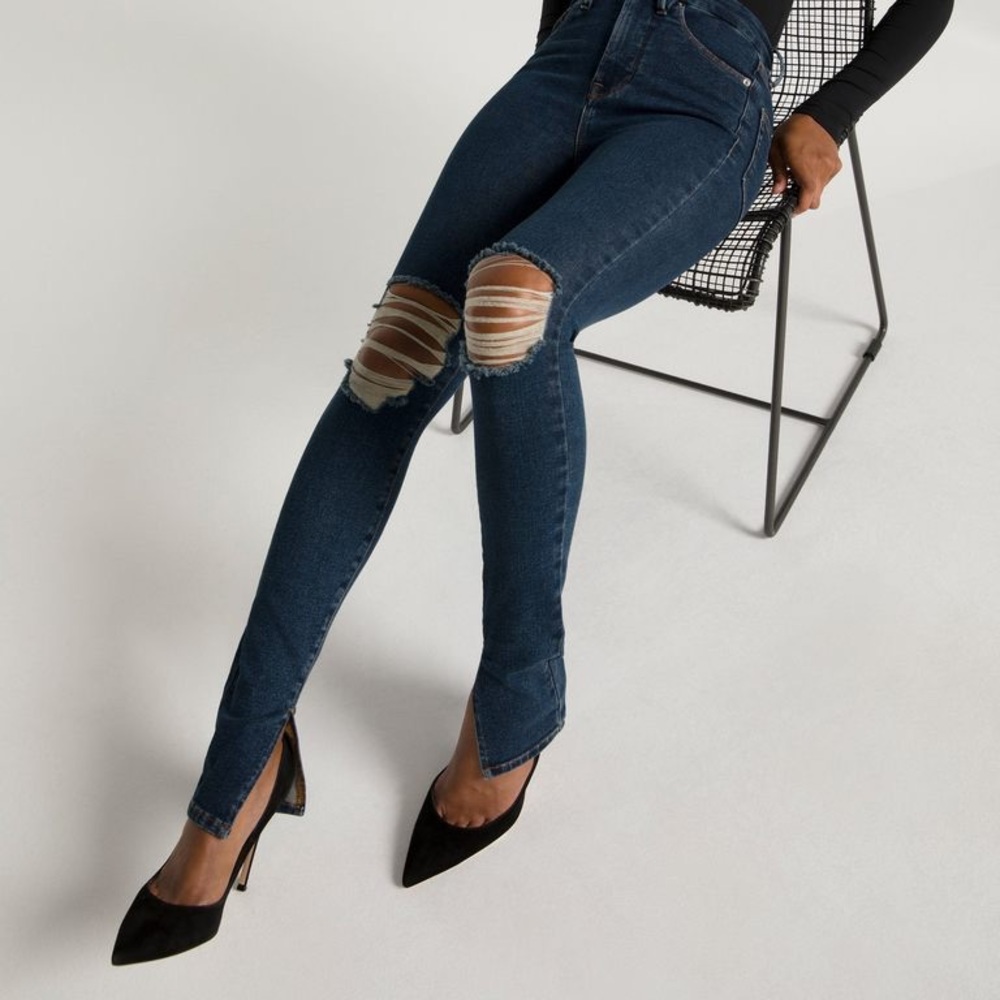 GOOD AMERICAN GOOD WAIST JEANS